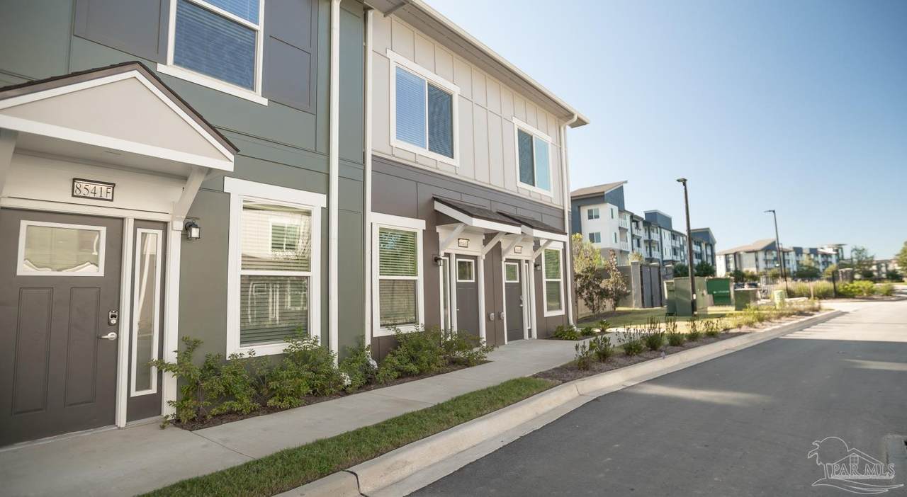 8573 Myslak Way - Photo 1