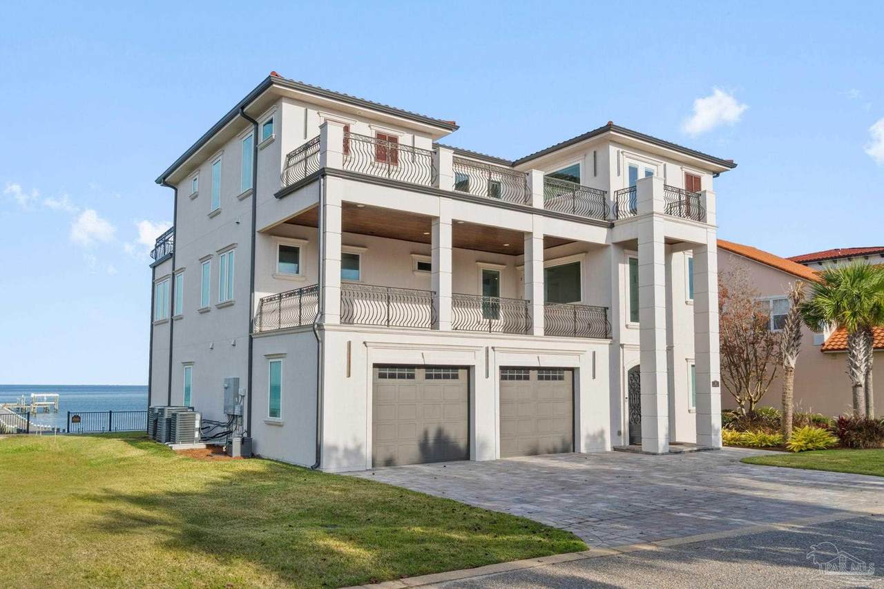 24 Baybridge Dr - Photo 1
