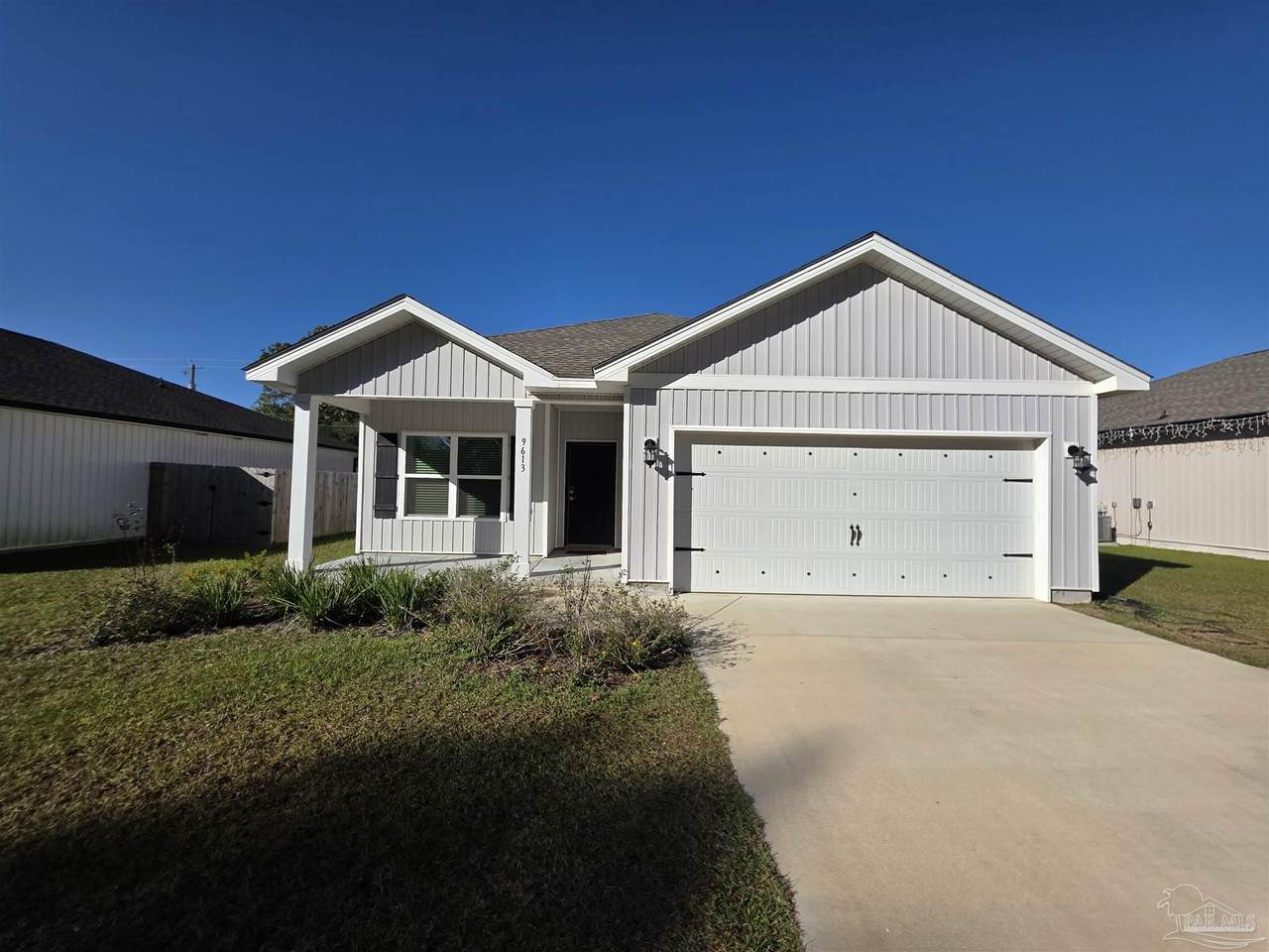 9613 Sagewood Dr - Photo 1