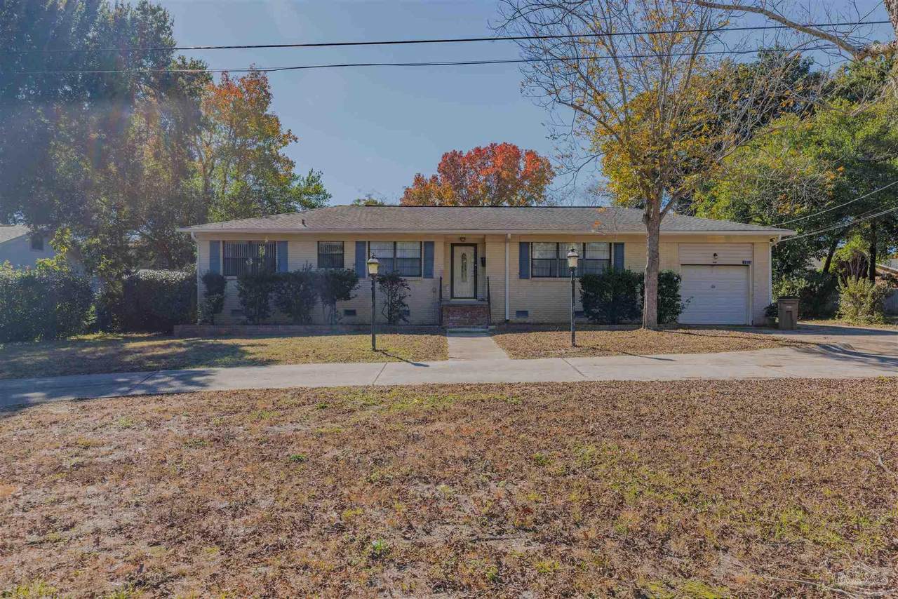 2035 Summit Blvd - Photo 1