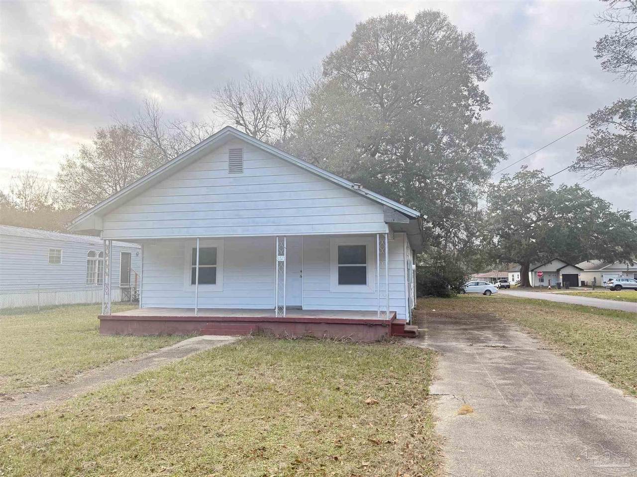 8513 Ryan Ave - Photo 1