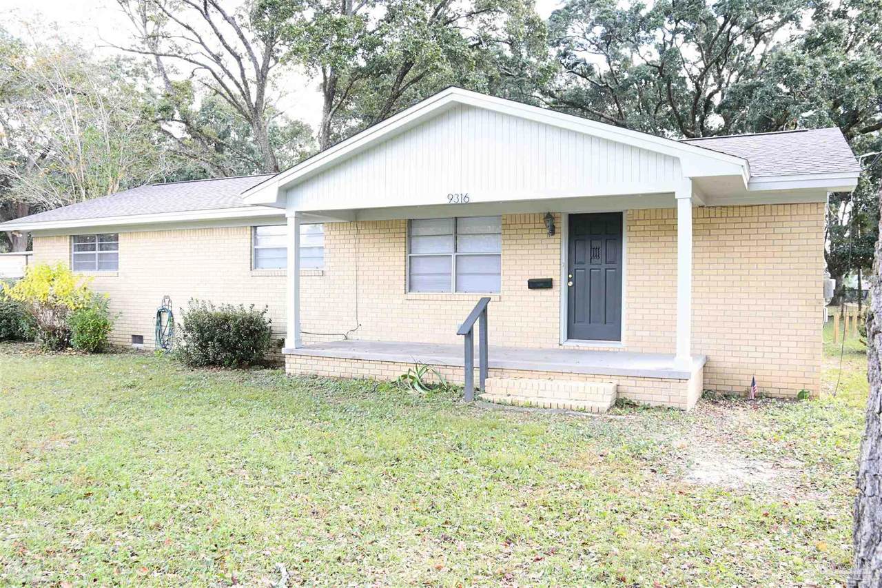 9316 Loomis St - Photo 1