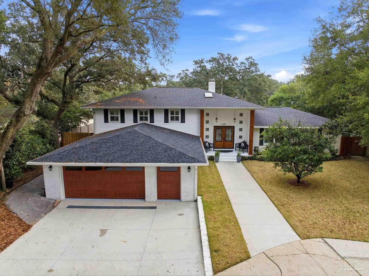 2 Highpoint Dr - Photo 1