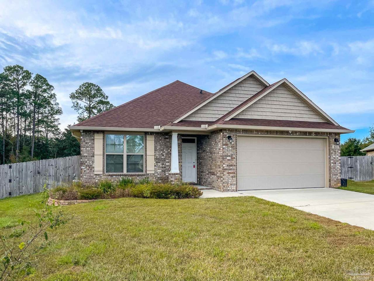 801 Oak Alley - Photo 1