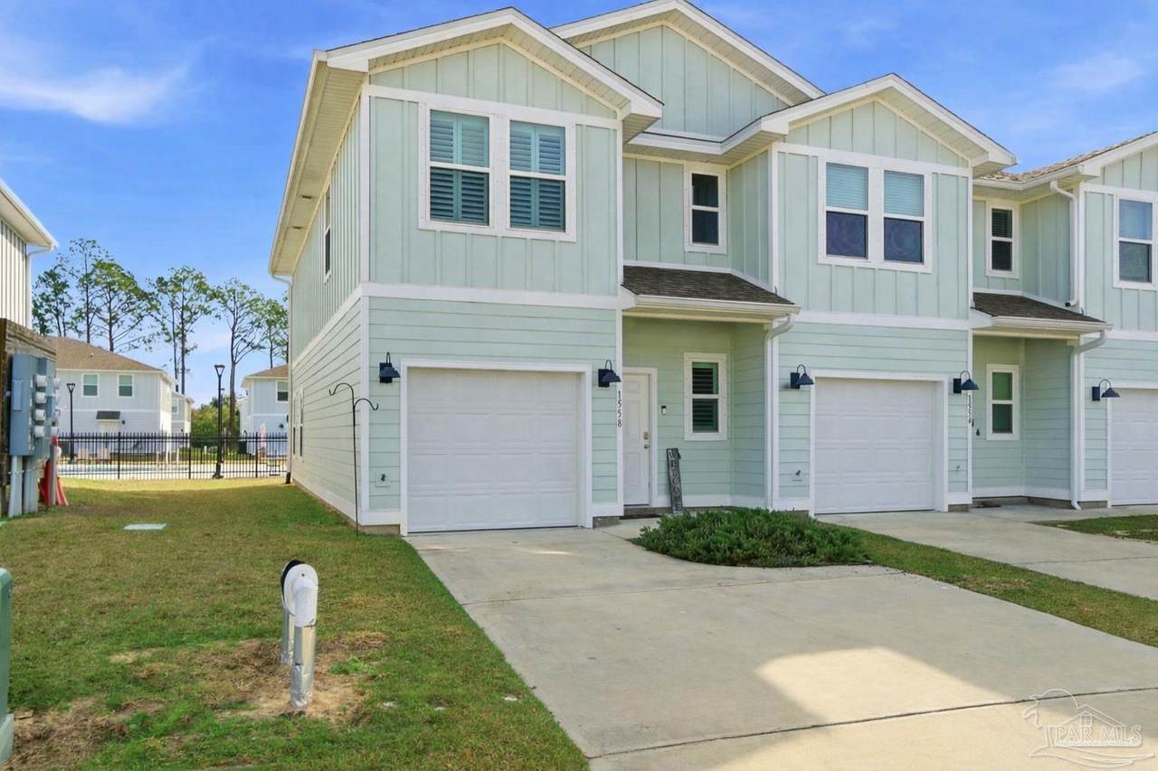 1558 Iroquois Ct - Photo 1