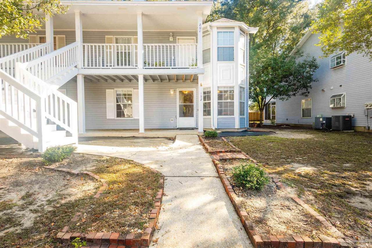 2813 Langley Ave - Photo 1