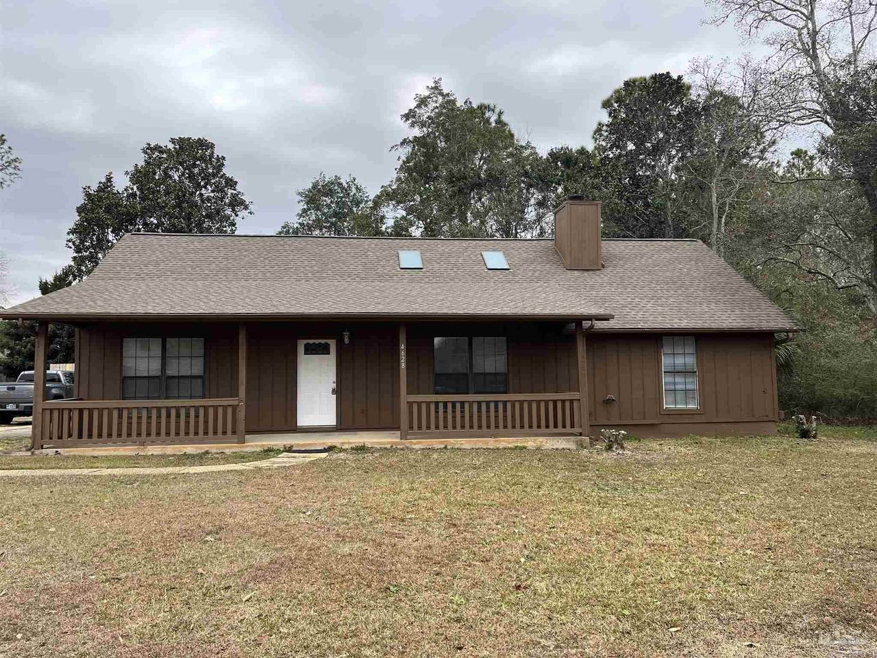 4628 Pebble Creek Dr - Photo 1