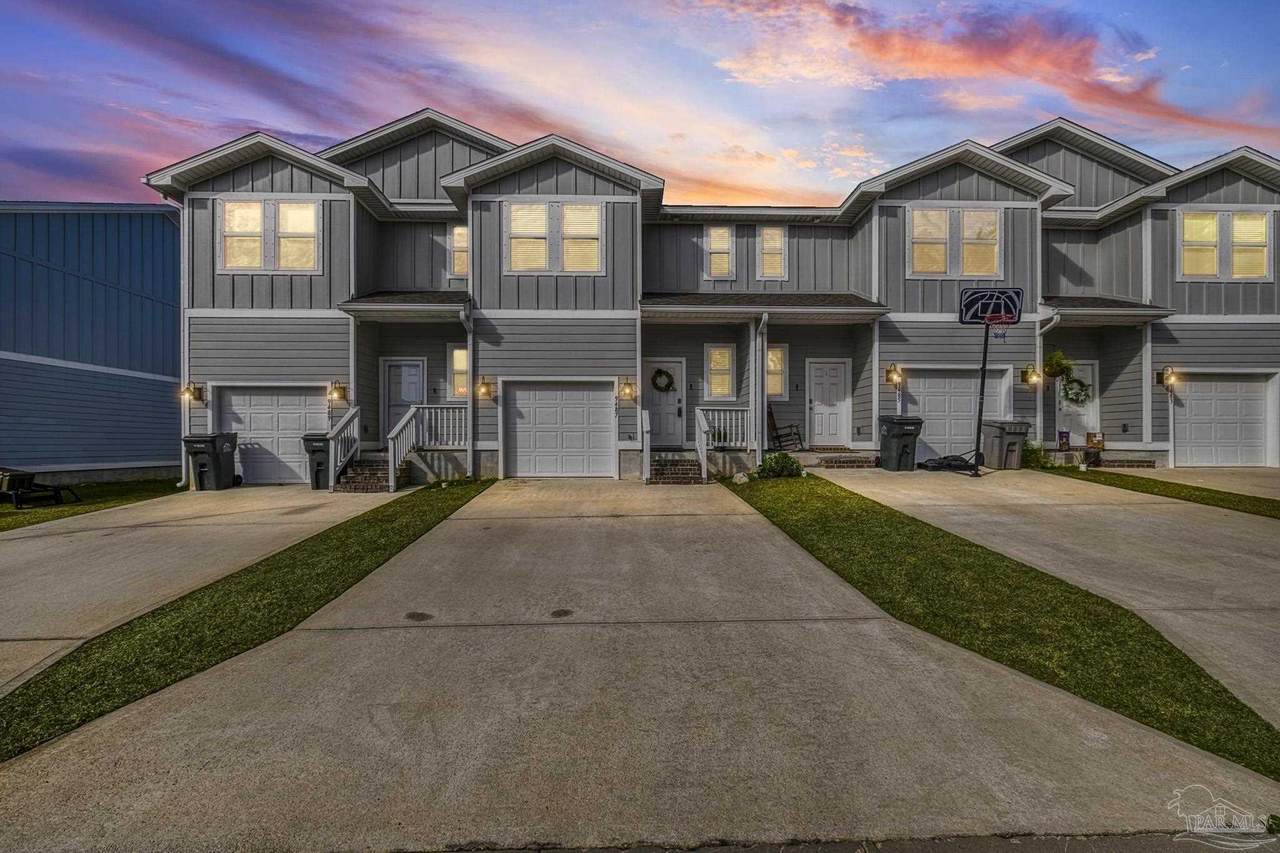 9487 Nature Creek Cir - Photo 1