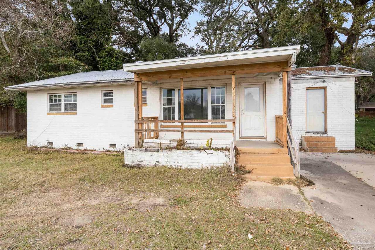 284 Airport Blvd - Photo 1