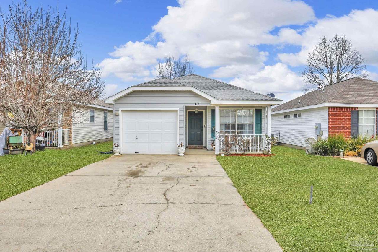 810 Hanover Dr - Photo 1