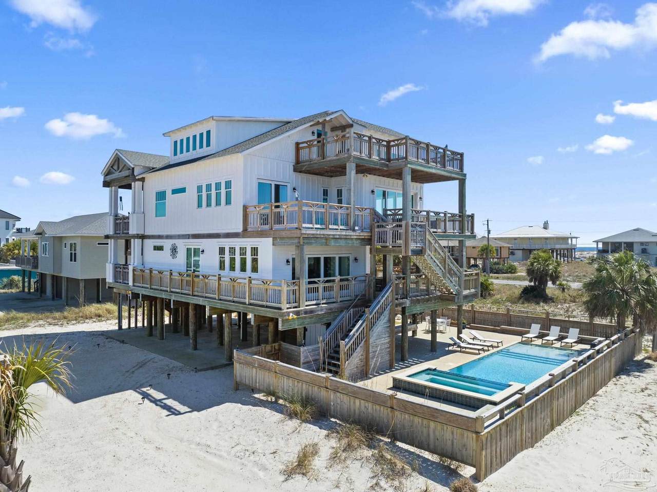 800 Via Deluna Dr - Photo 1