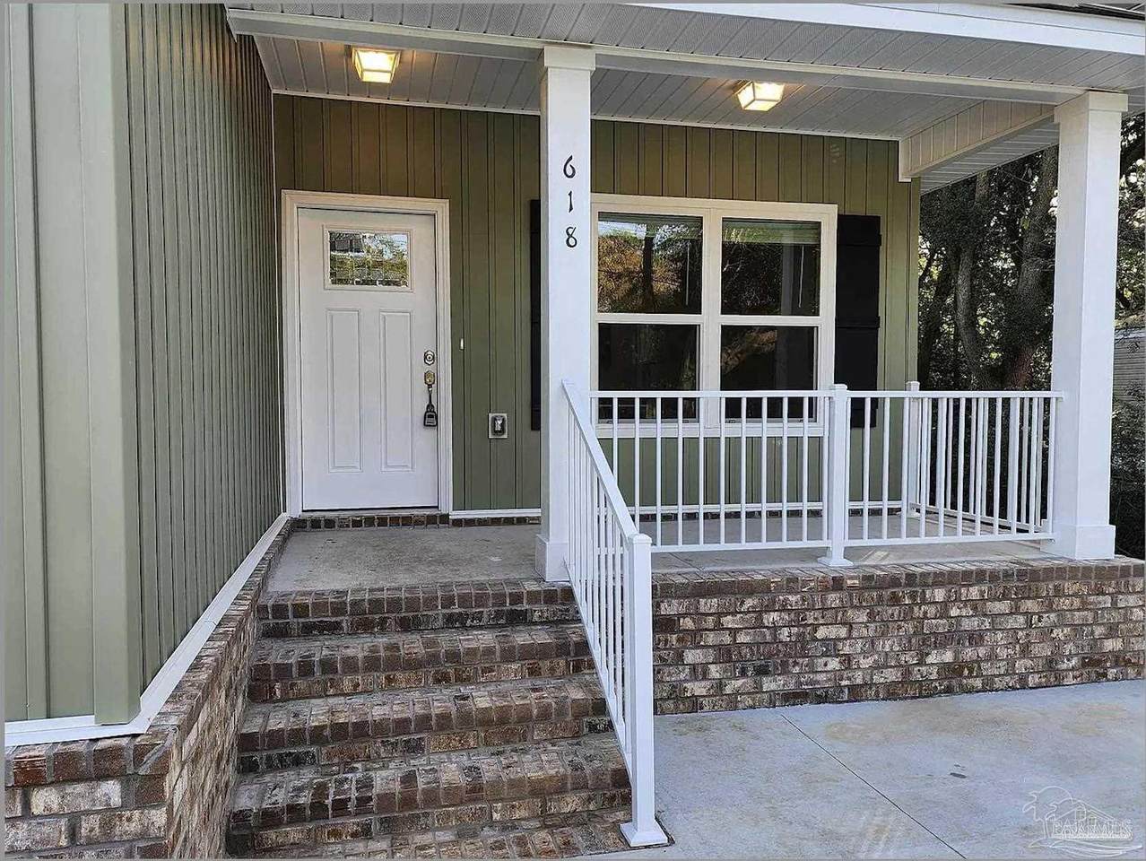 https://bt-photos.global.ssl.fastly.net/pensacola/1280_boomver_1_678046-2.jpg