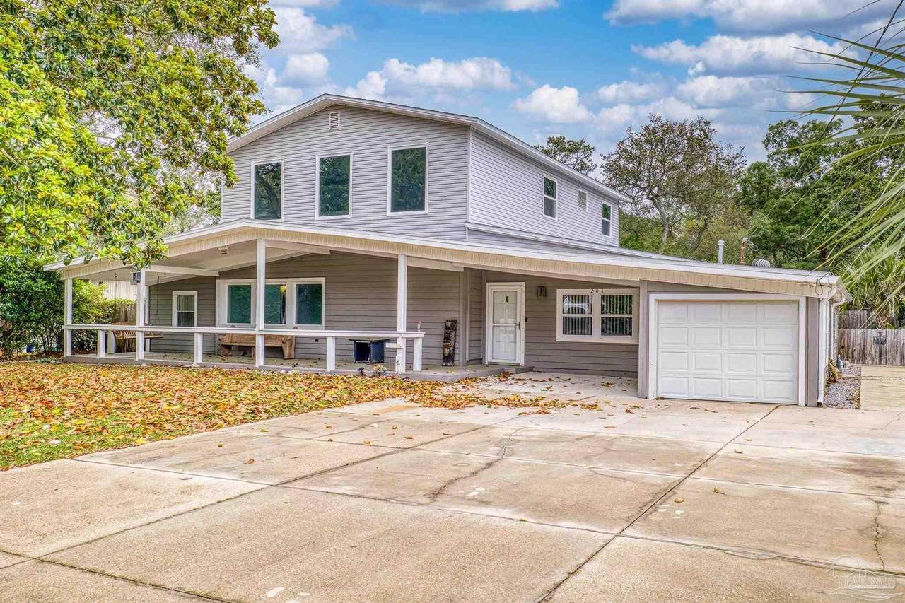 204 Camelia St - Photo 1