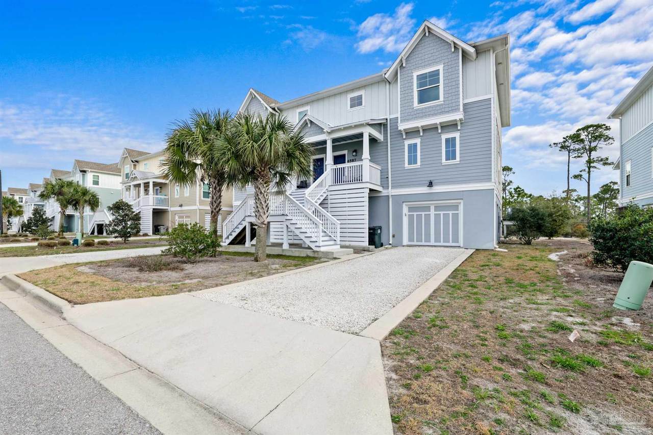 6587 Carlinga Dr - Photo 1