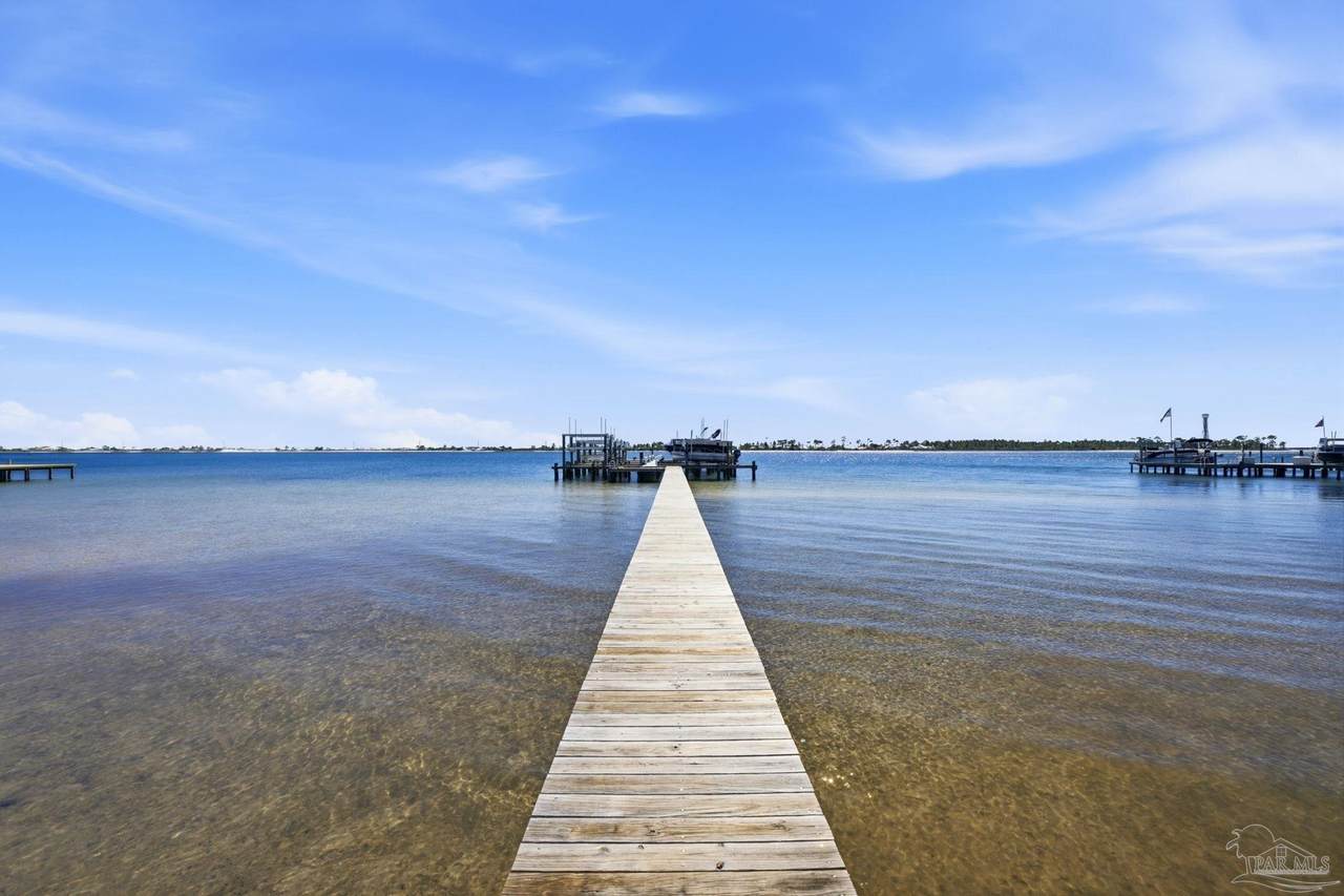 https://bt-photos.global.ssl.fastly.net/pensacola/1280_boomver_1_678303-2.jpg
