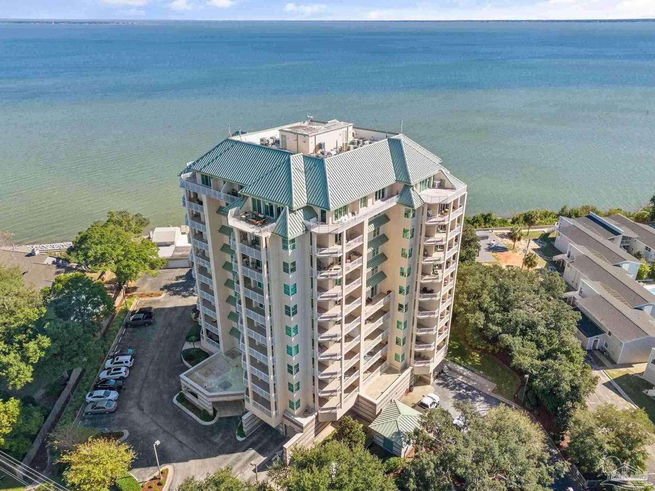 1700 Scenic Hwy - Photo 1