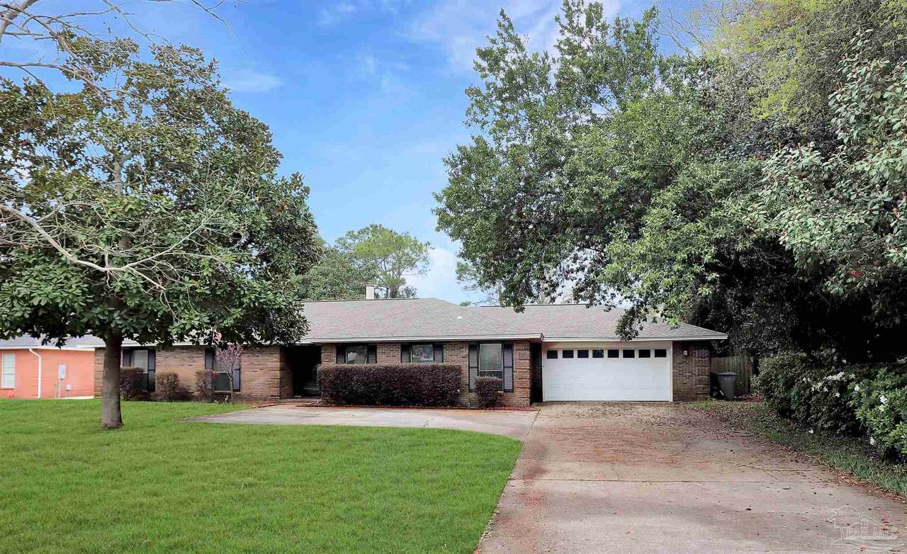 3623 Tiger Point Blvd - Photo 1