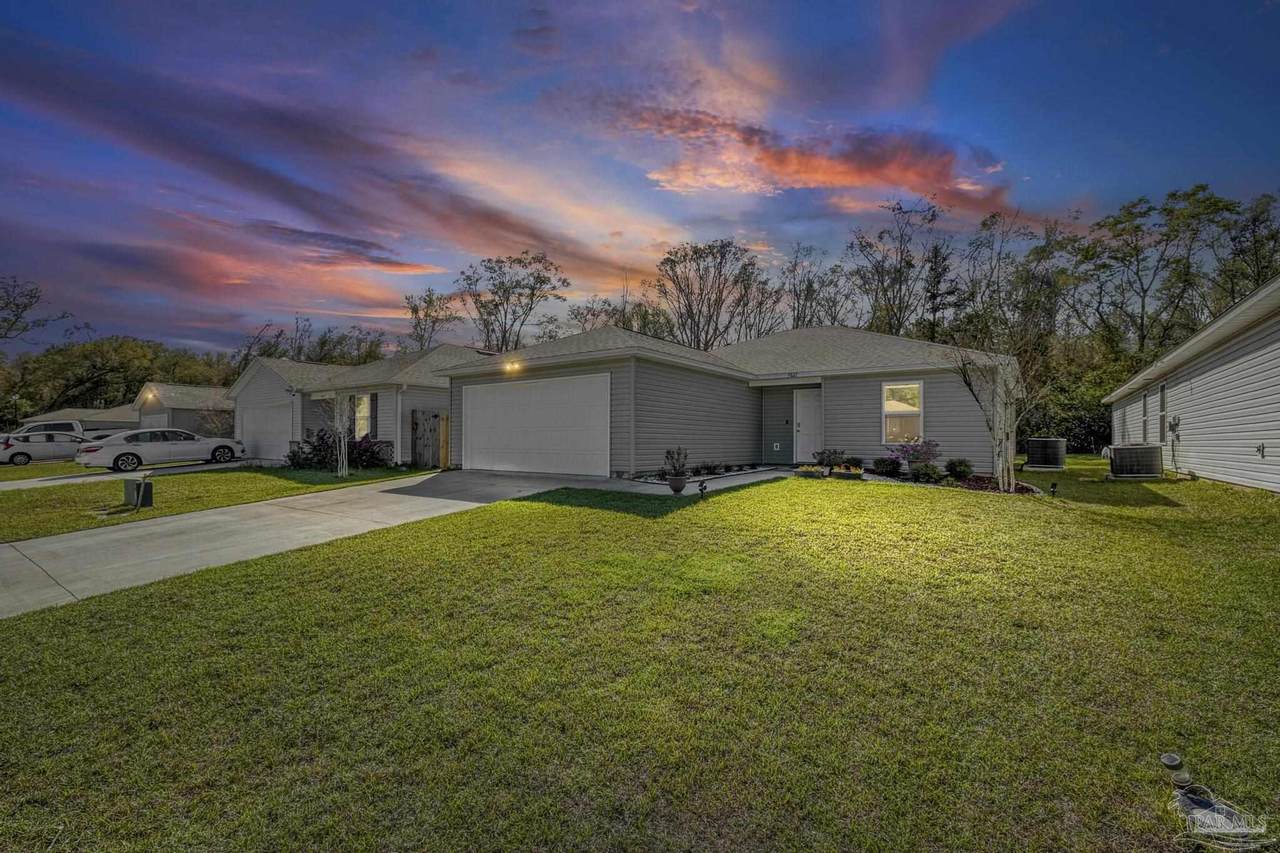 7821 Maxton Rd - Photo 1