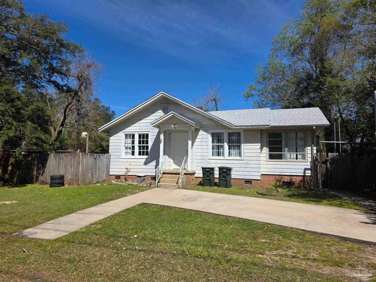 3624 Jackson St - Photo 1
