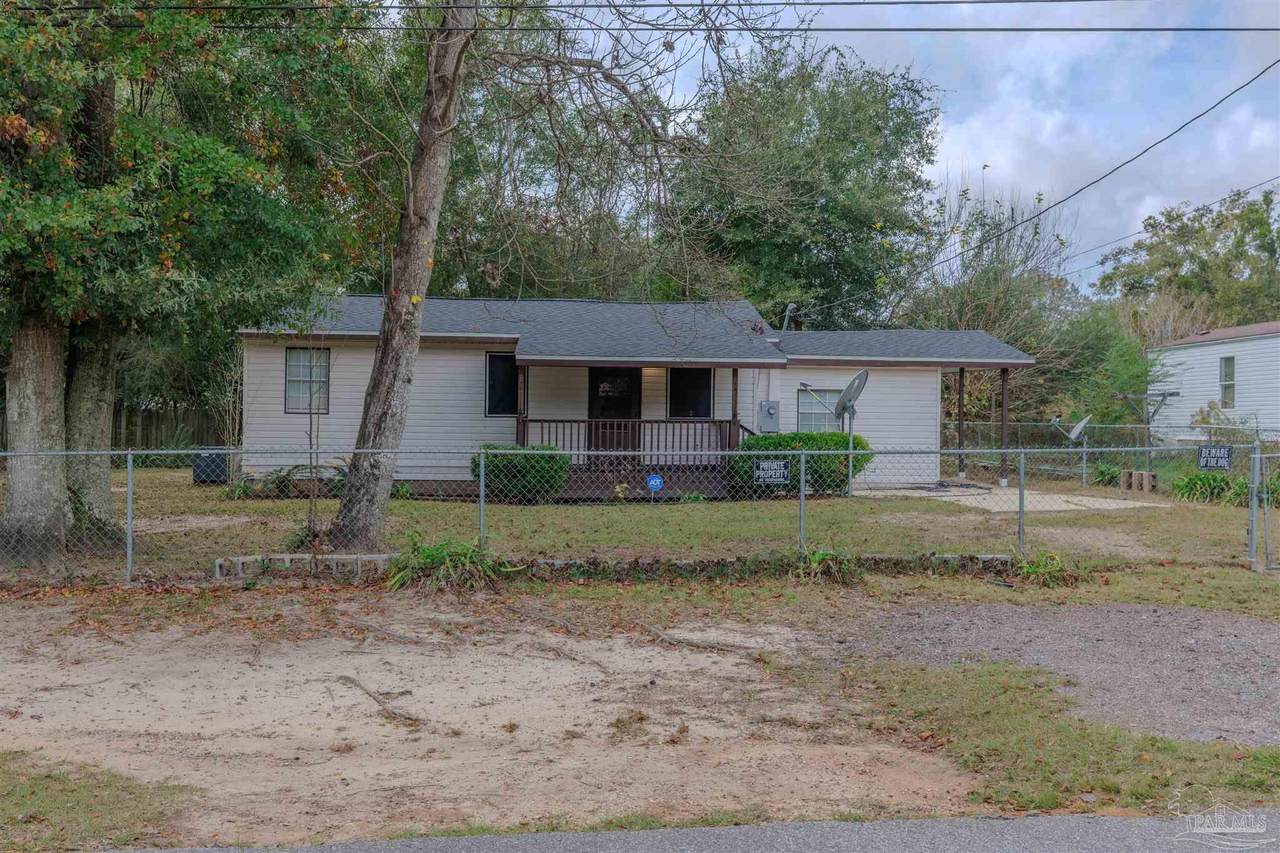 825 Booker Ave - Photo 1