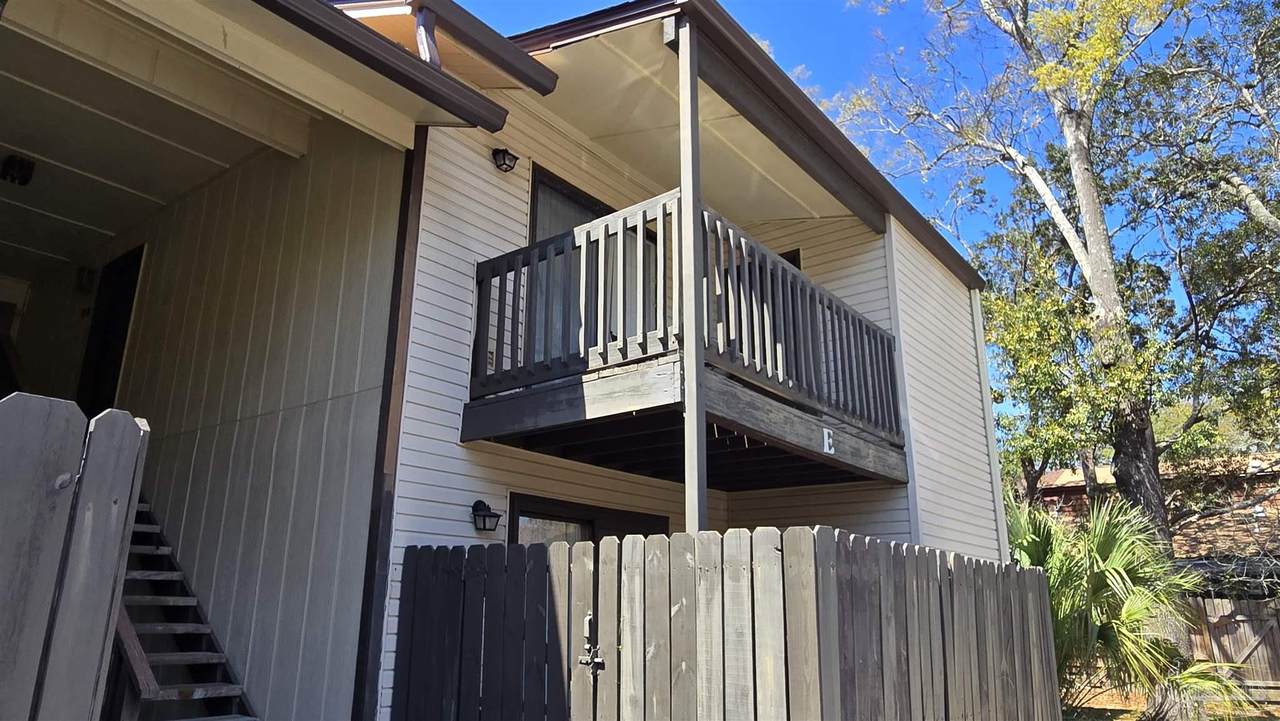 2201 Scenic Hwy - Photo 1