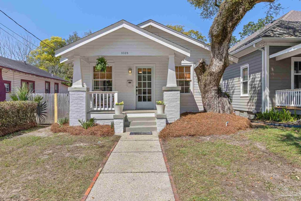 1028 Lloyd St - Photo 1