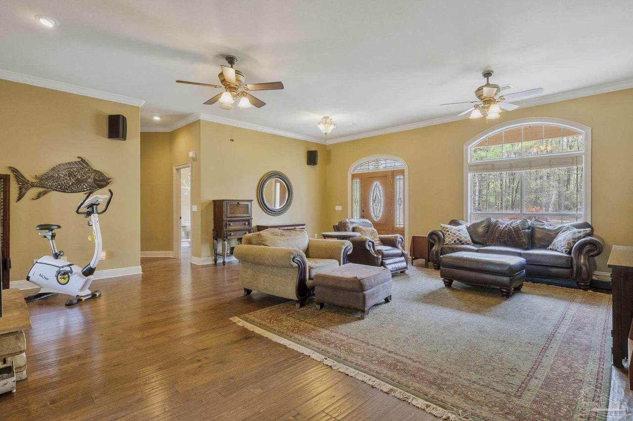 https://bt-photos.global.ssl.fastly.net/pensacola/1280_boomver_1_679811-2.jpg