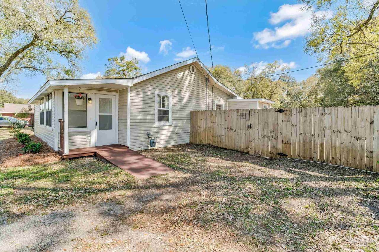 https://bt-photos.global.ssl.fastly.net/pensacola/1280_boomver_1_679862-2.jpg