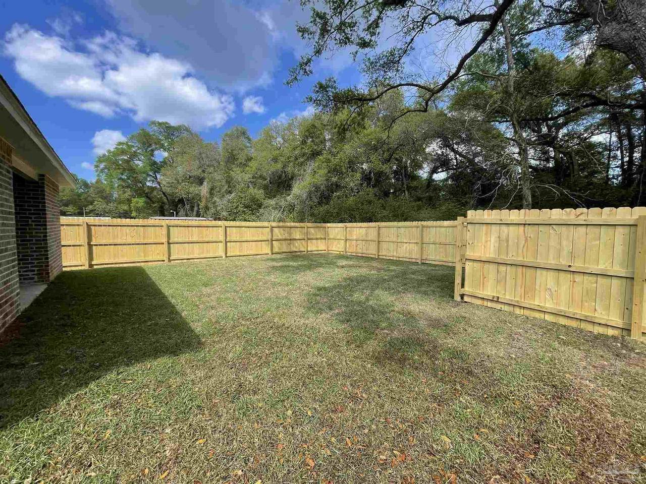 https://bt-photos.global.ssl.fastly.net/pensacola/1280_boomver_1_679991-2.jpg