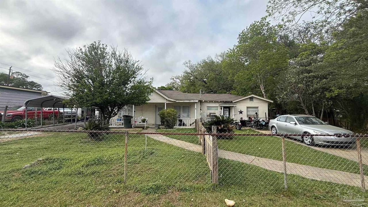 2 Hancock Ln - Photo 1