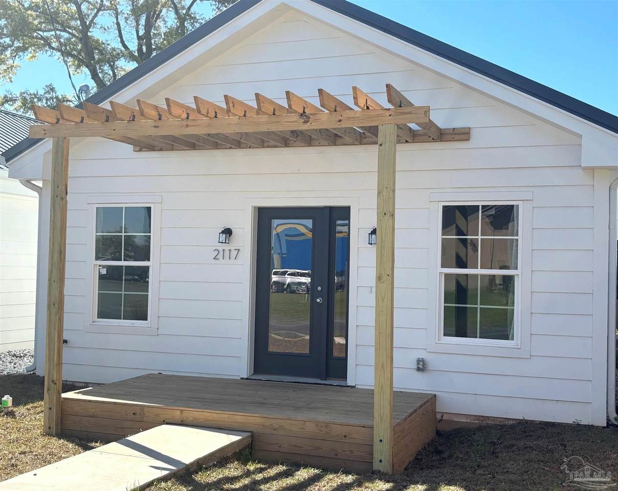 2117 Jackson St - Photo 1