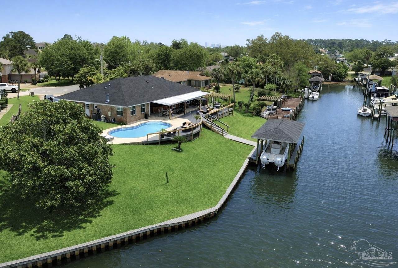 1047 Aquamarine Dr - Photo 1