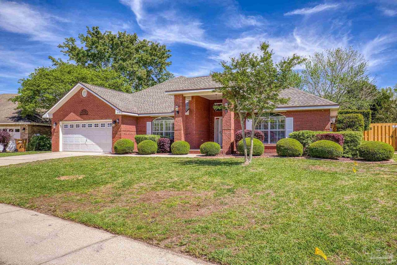 1648 Woodlawn Way - Photo 1