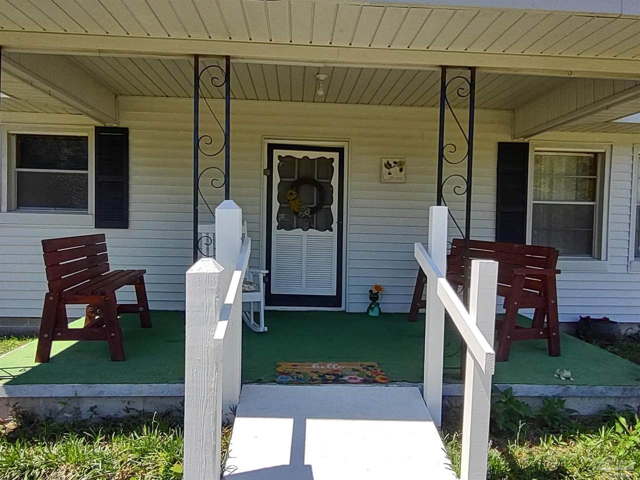 https://bt-photos.global.ssl.fastly.net/pensacola/1280_boomver_1_680642-2.jpg