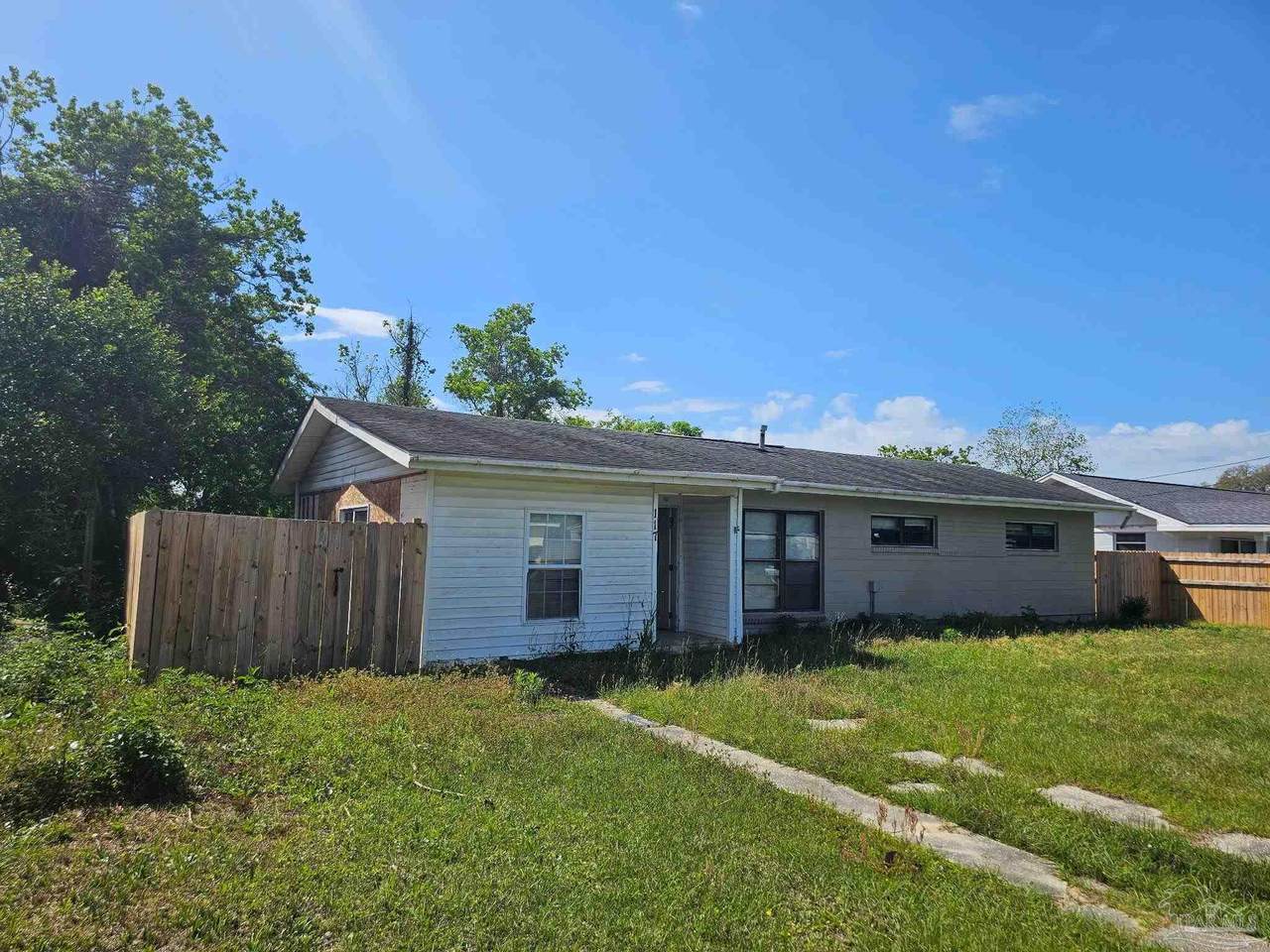 https://bt-photos.global.ssl.fastly.net/pensacola/1280_boomver_1_680680-2.jpg