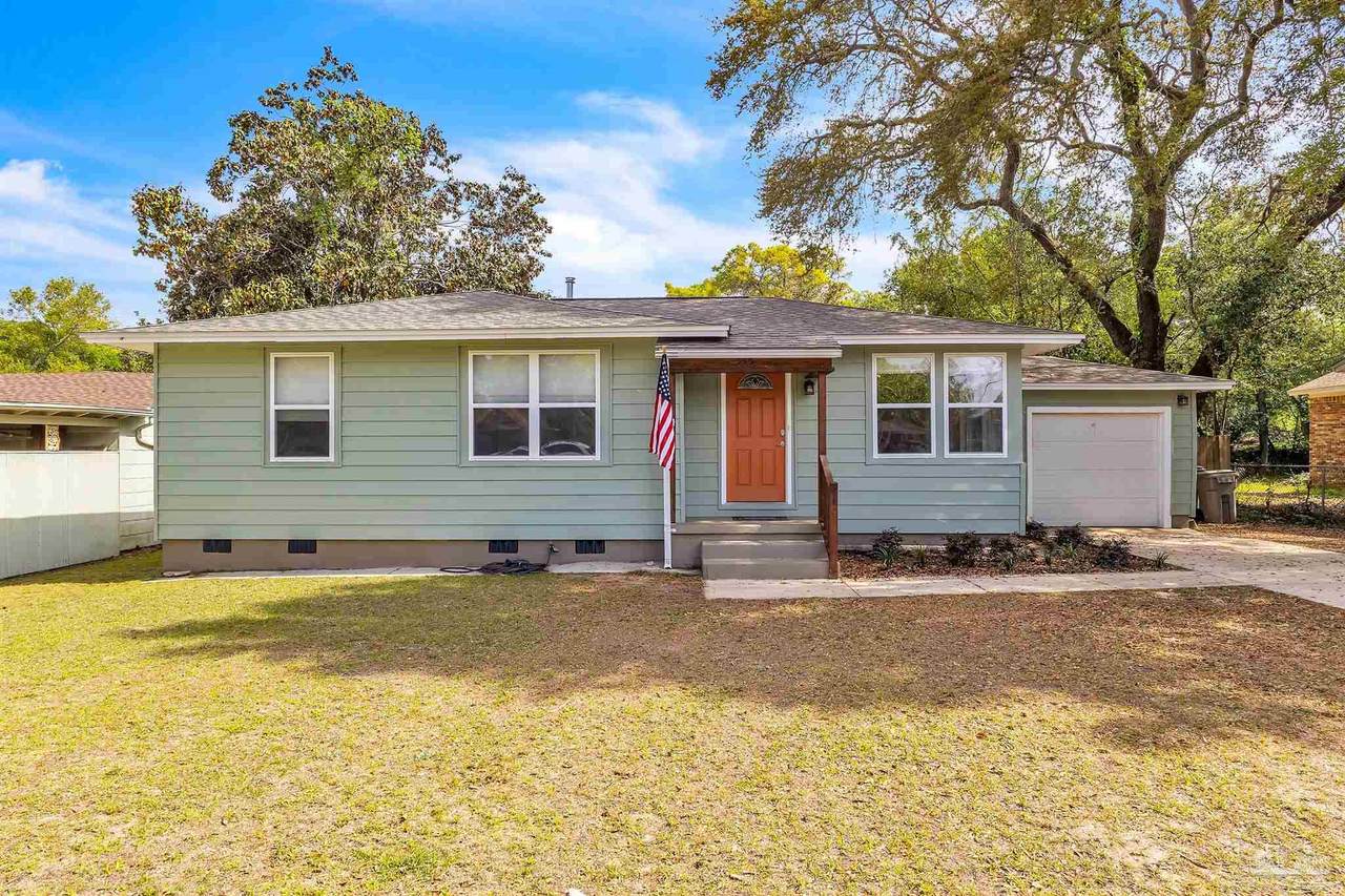 212 Ada Wilson Ave - Photo 1