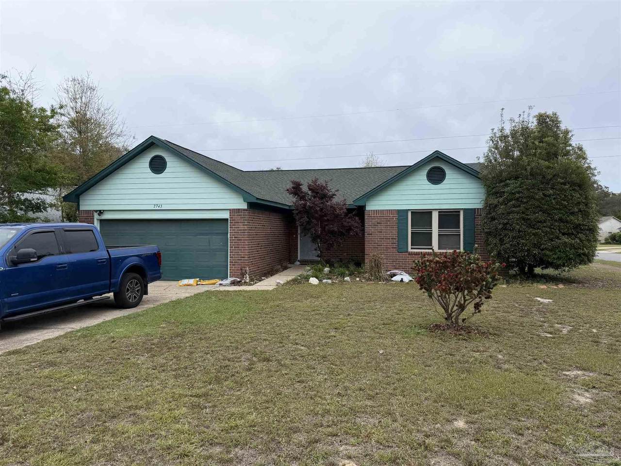 2743 Summertree Ln - Photo 1