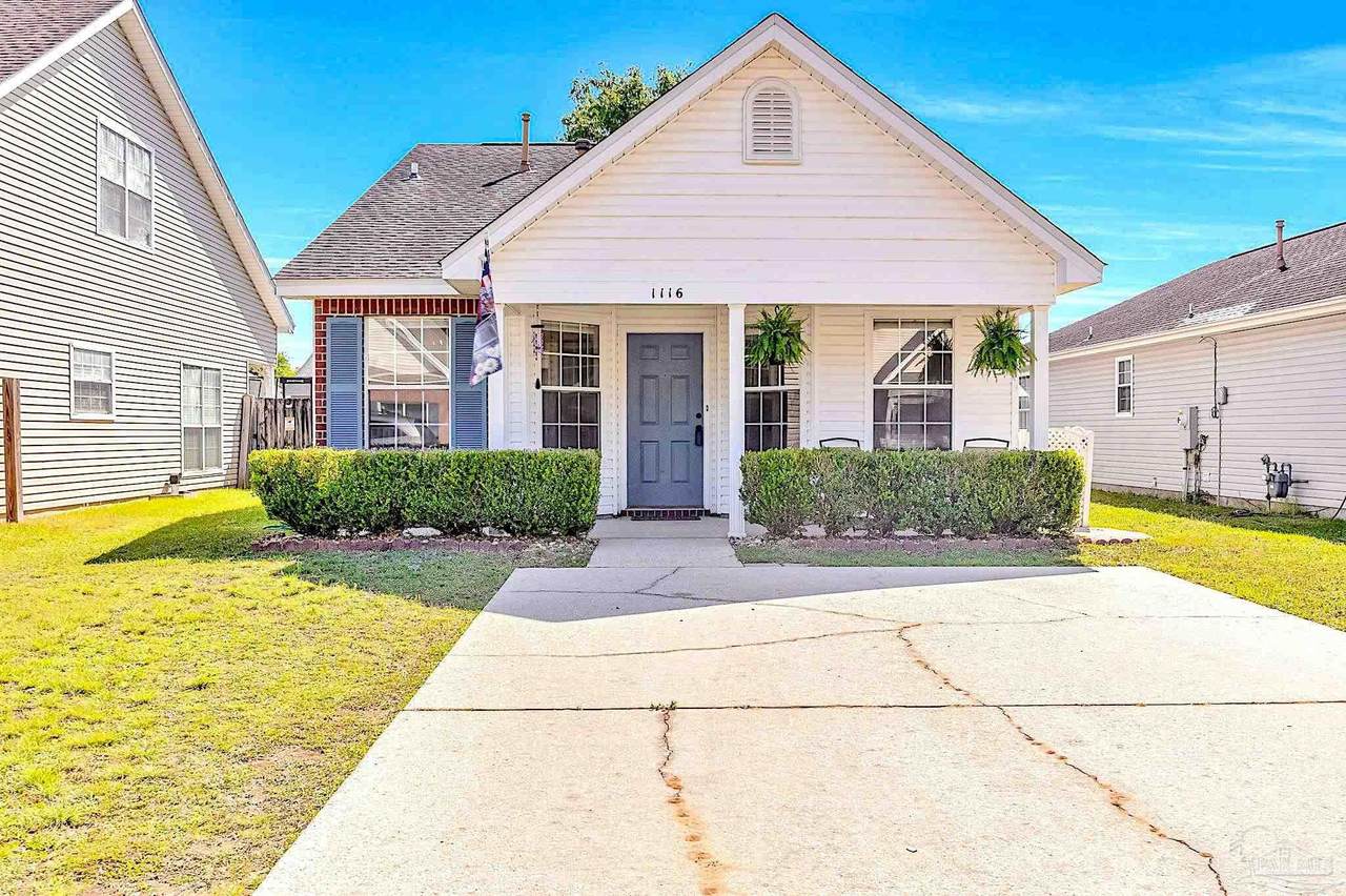 1116 Sweetbriar St - Photo 1