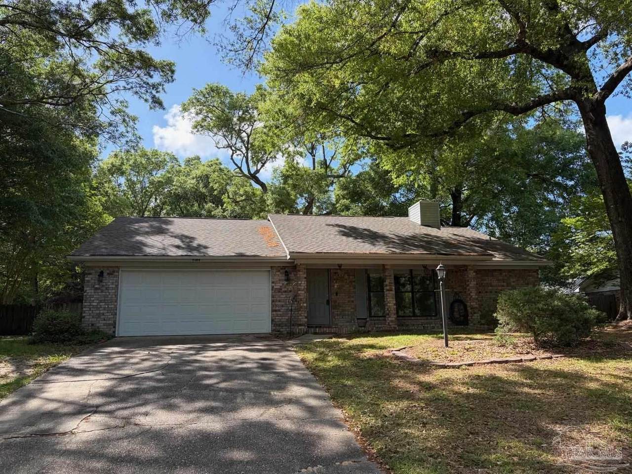 10109 Foxrun Rd - Photo 1