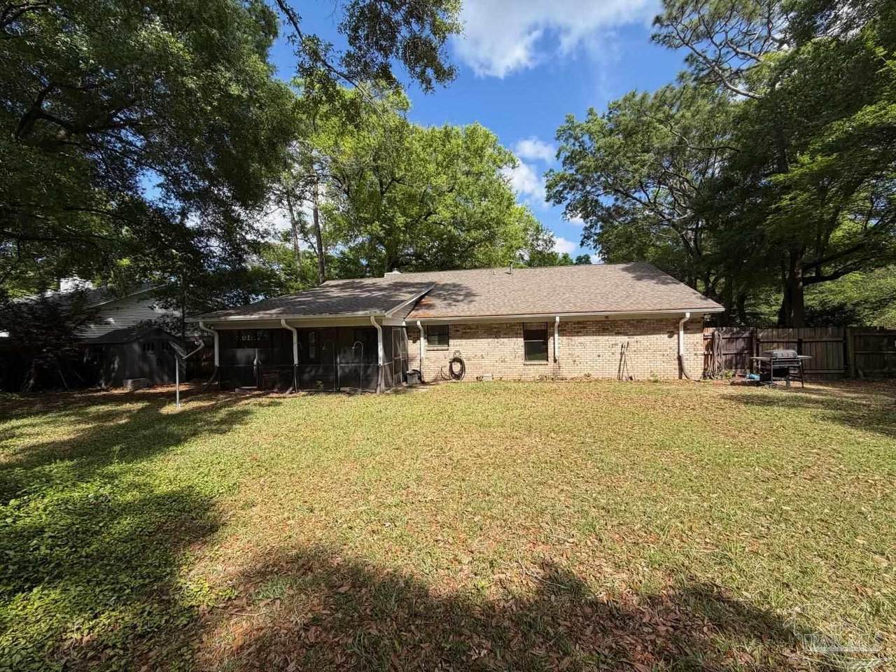 https://bt-photos.global.ssl.fastly.net/pensacola/1280_boomver_1_681023-2.jpg