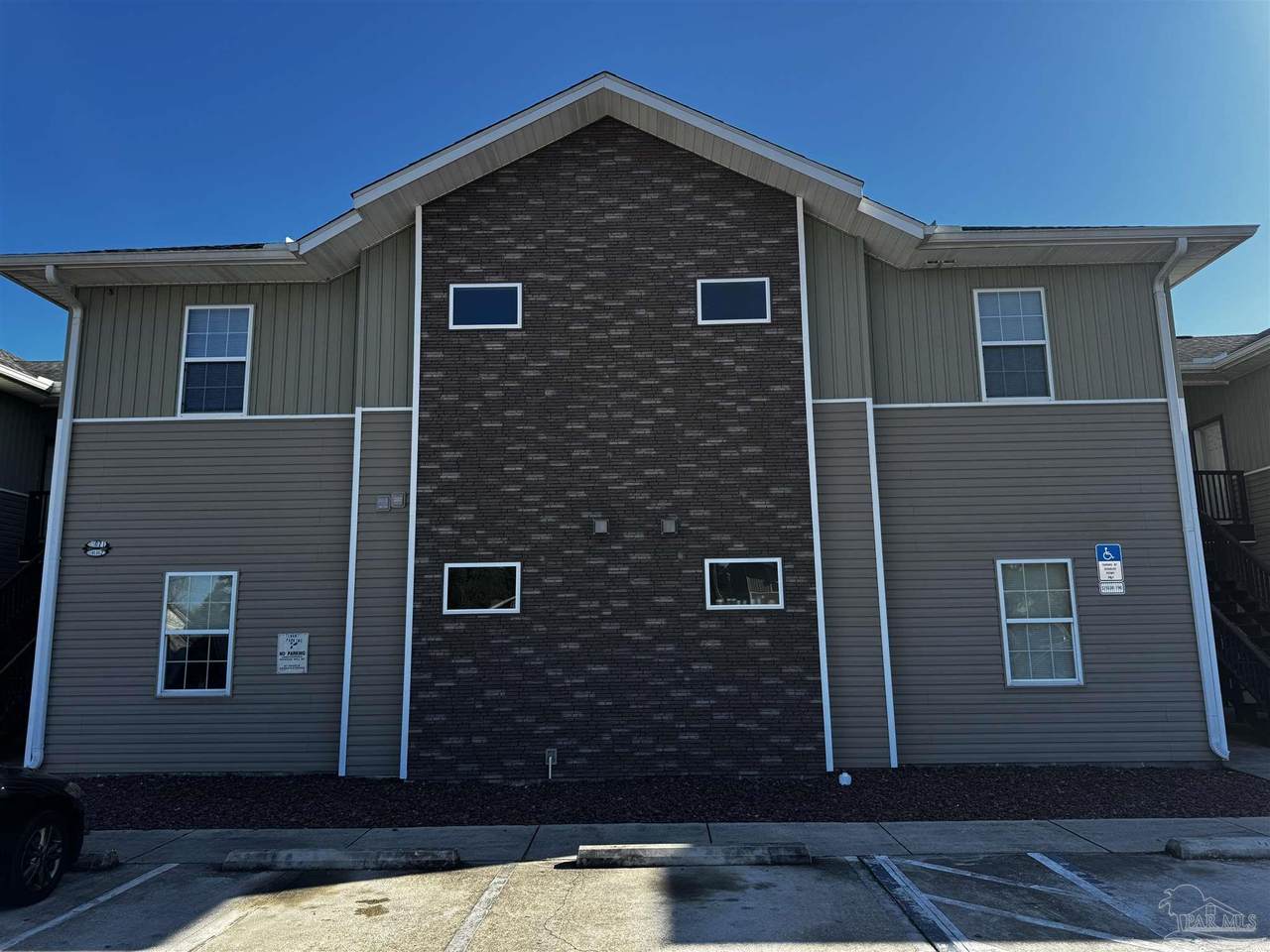 7071 Lake Joanne Dr - Photo 1