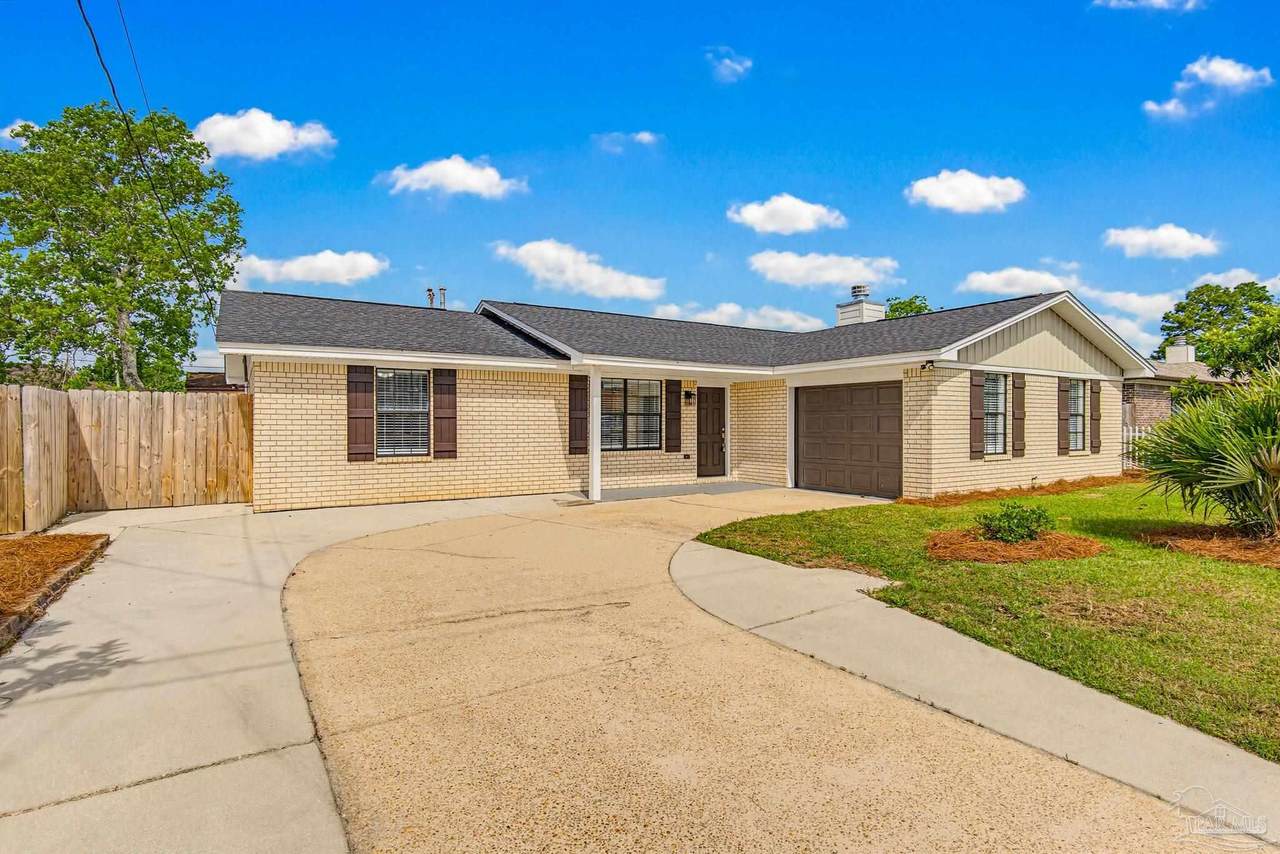 863 Amberway Dr - Photo 1