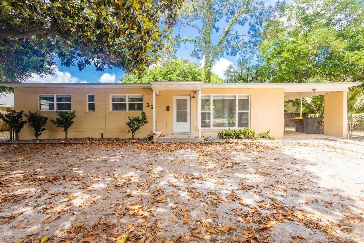 22 Laurie Dr - Photo 1