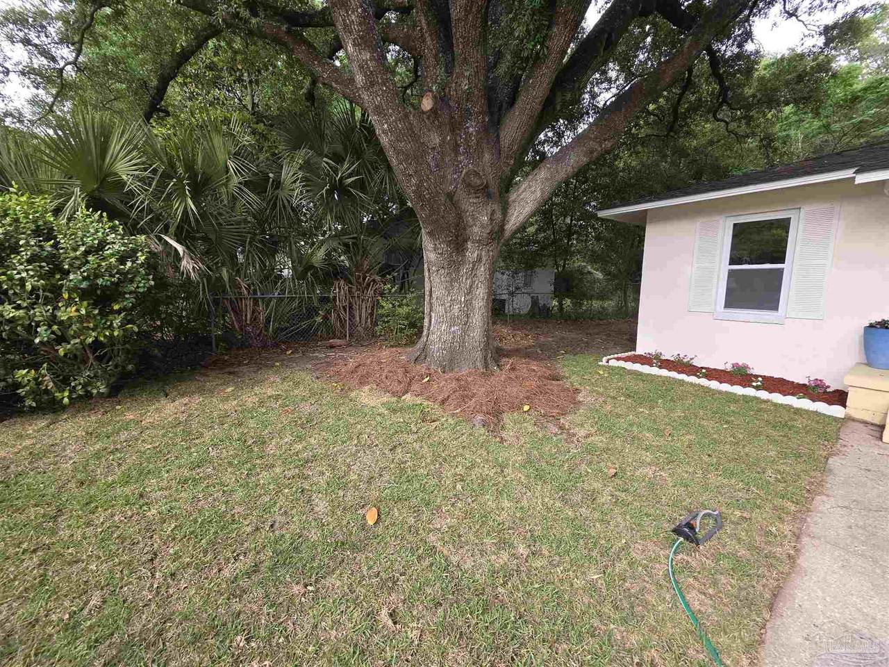 https://bt-photos.global.ssl.fastly.net/pensacola/1280_boomver_1_681567-2.jpg
