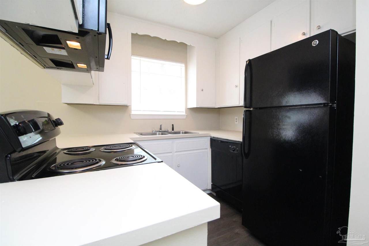 https://bt-photos.global.ssl.fastly.net/pensacola/1280_boomver_1_681847-2.jpg