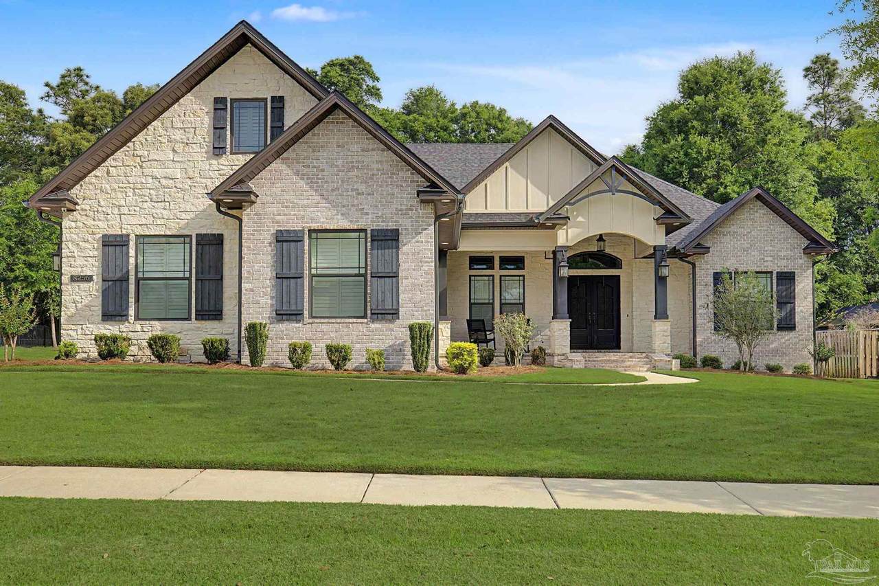 8256 Foxtail Loop - Photo 1