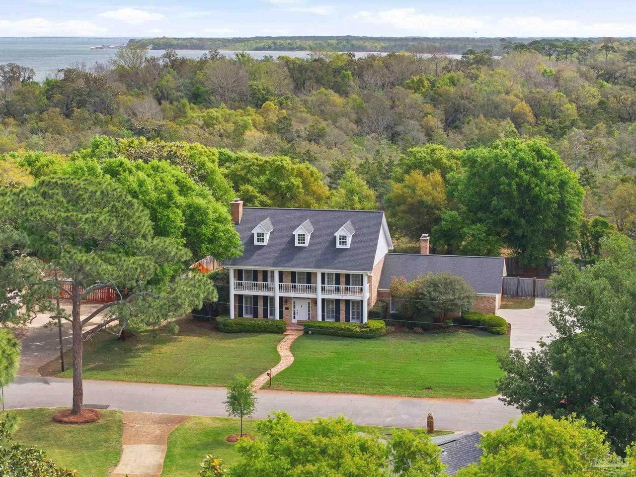 700 Bay Cliffs Rd - Photo 1