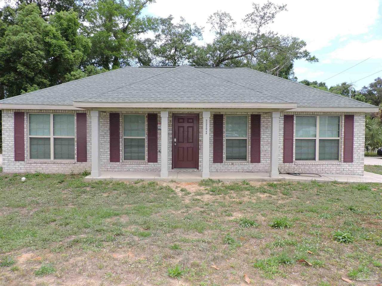 2202 E St - Photo 1