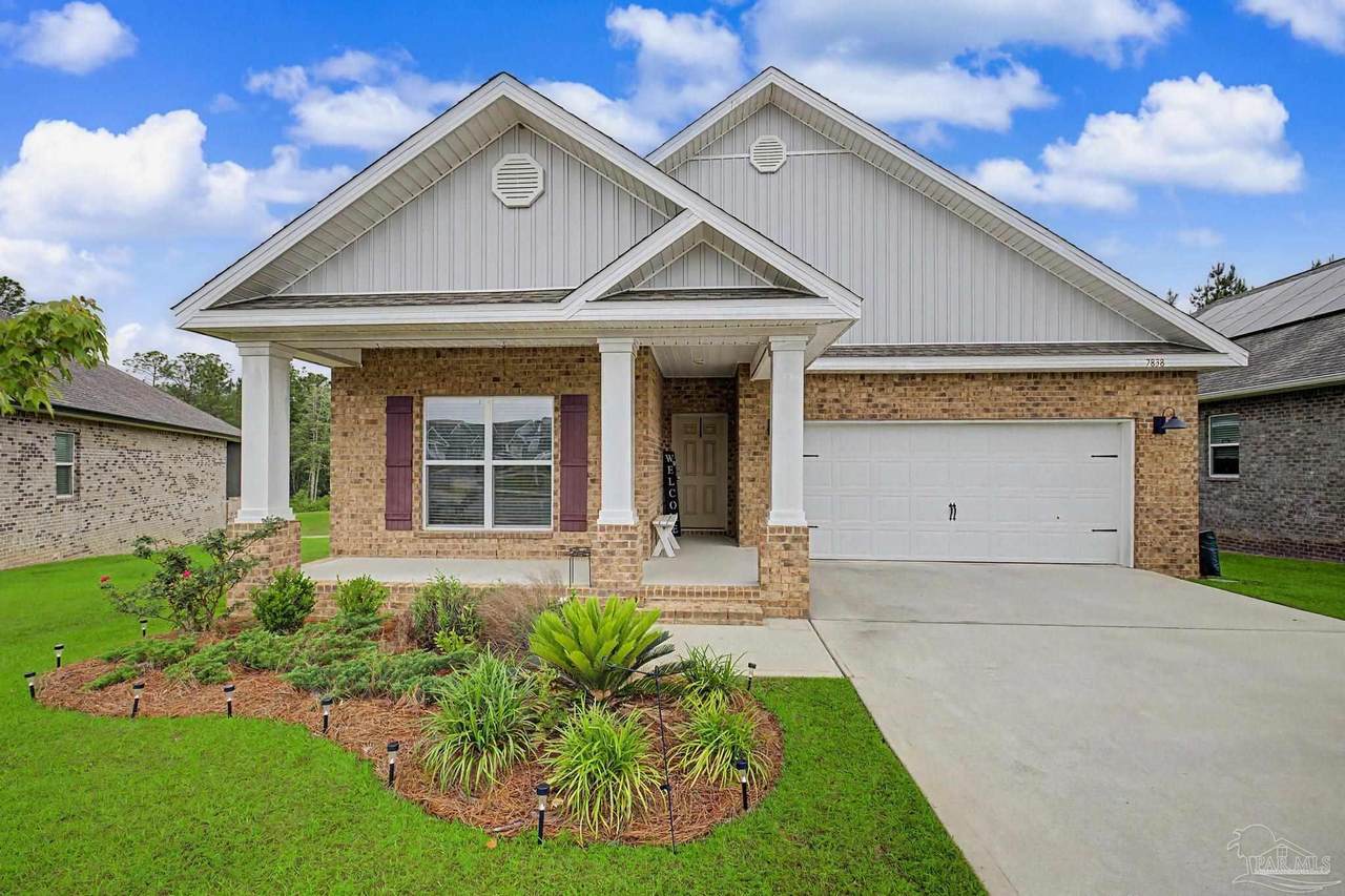 7838 Burnside Loop - Photo 1
