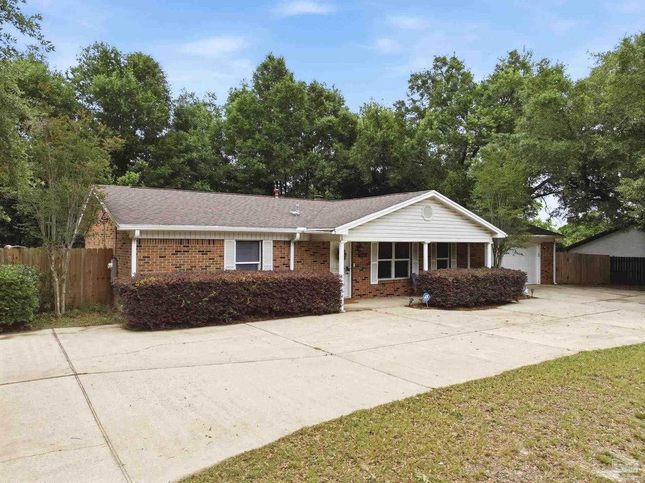 7046 Rolling Hills Rd - Photo 1